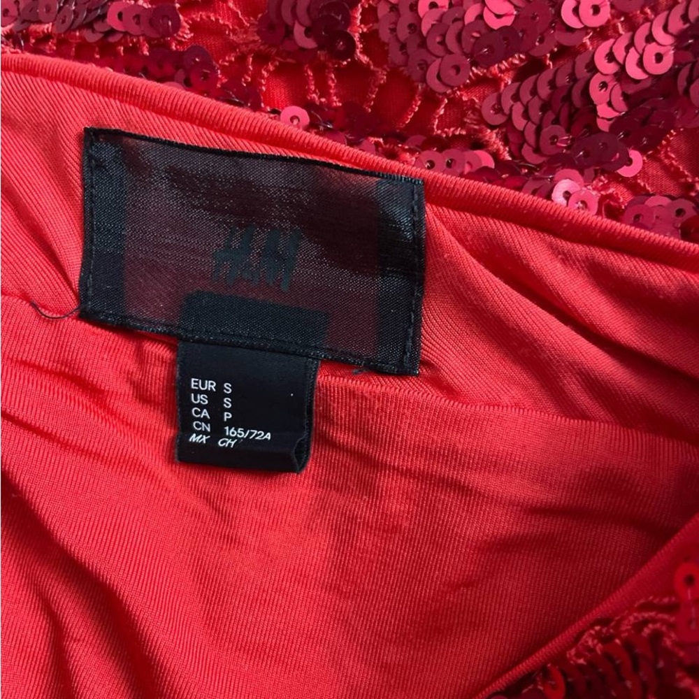 H&M Red Mini Sequin Skirt - Picture 10 of 10